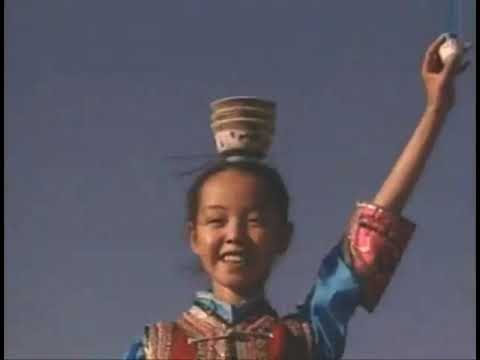 Global Daffy Duck: Video #8: The Traditional Mongolian Bowl Dance (🇲🇳Mongolia🇲🇳)