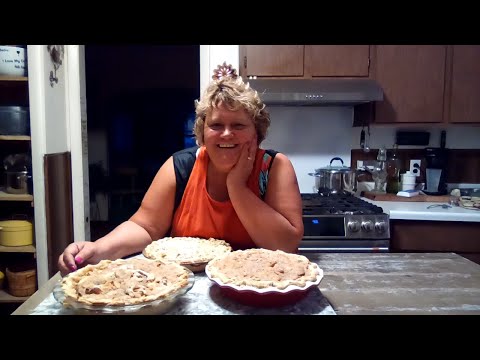 Amish Sour Cream Apple Pie | A Must Try!