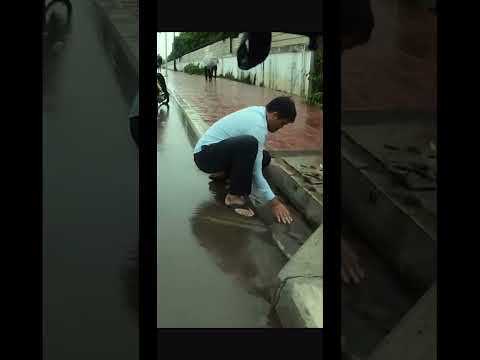 Who is responsible #delhi #delhinews #rain #trending #viralvideo -#shorts #youtubeshorts #aap #reels