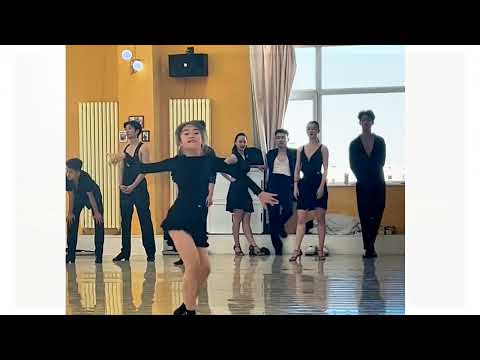 移动的小精灵#dance #舞蹈 #tango#浅跳一下