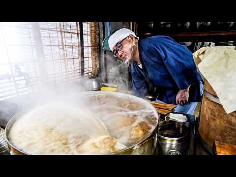 Amazing Pro Skills! A Day at the Udon Restaurant with the Longest History in Osaka | Japanese Food