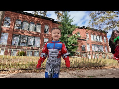 Halloween school parade, Transformer