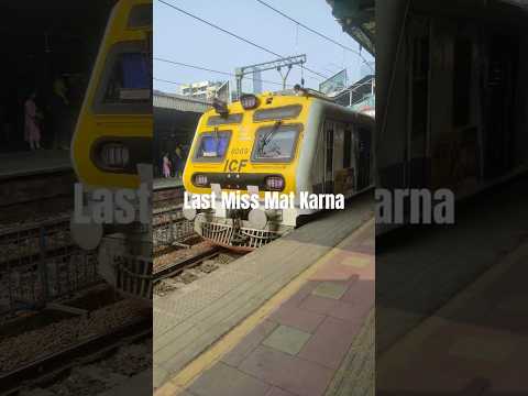 Jalna mujhe aata hai #love#localtrain #mumbai #trending #viralvideo #shorts #viralshorts #lovestatus