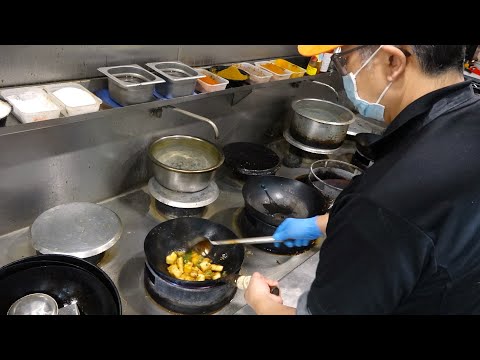 Indo-Chinese Wok Stir Fry | Chow Chow Cauliflower | Chilli Garlic Chips | Chilli Tofu | Fried Rice