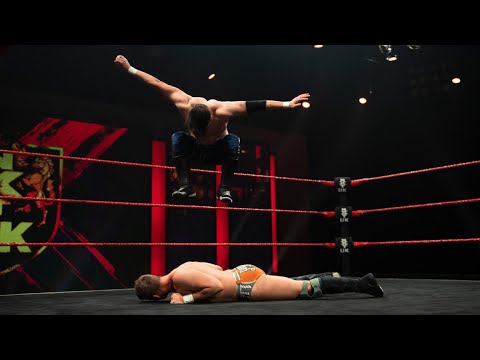 WWE: Double Foot Stomp