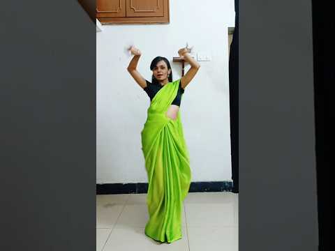 Saree ke fall sa | Akshaya @akshayaa.28 #sareekefallsa #trendingonyoutube #shorts #sonakshisinha