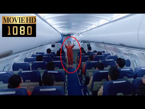 【Movie】The plane was in danger, girl made a gesture to let everyone on board land safely #九千米爱情#愛情電影