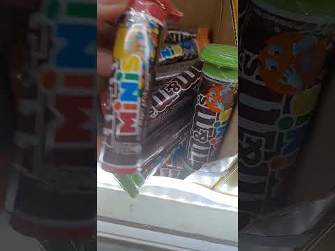 M&M minis Chocolates 🌈 ASMR #shorts #shortvideo #asmr #satisfying