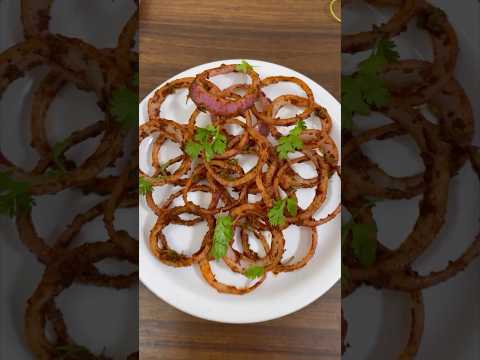 Spicy Onion Rings | Peyaaz Ke Masaledaar Challe #onionrings #shorts #recipe