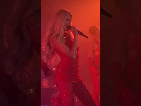 Потеряли голову на концерте в Москве ❤️🎤