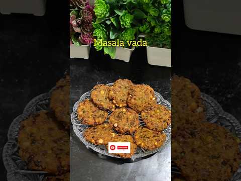 Masala Vada Recipe 👌😋 | South Indian Dal Vada Recipe | Crispy Chana Dal Vada #shorts