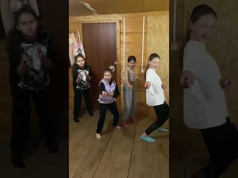 Сняли трендовое видео с девчонками💃🏻😜