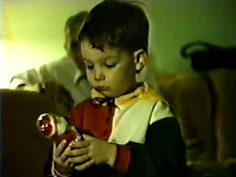 Noël '91 - PL imite La Sagouine et fait honte à ses parents