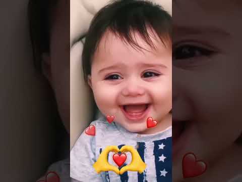 Cute baby eating 😍 #viralshorts2024  #babyfunnyshorts #funnyshorts #cutebaby #funnybaby #babylove