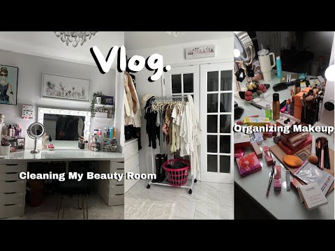 VLOG: ORGANIZING MY BEAUTY ROOM & MAKE UP + COOKING DINNER🍕