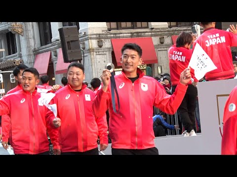 パリ五輪代表らパレード　東京・日本橋で感謝イベント