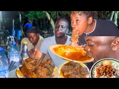 Eating bushmeat at a dangerous hour on the express - street food in owena ijesa