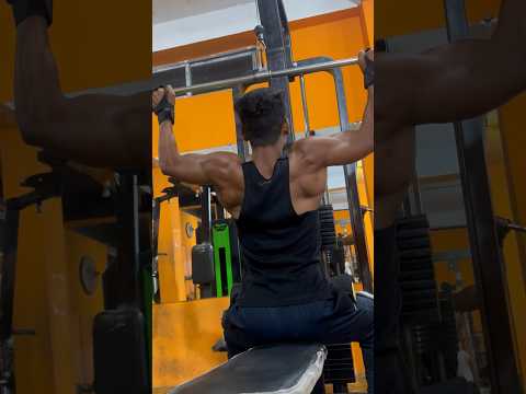 Back💪🎯 #youtubeshorts #bodybuilding #viral #motivation #gymworkout #physique #gymbrekupmotivation