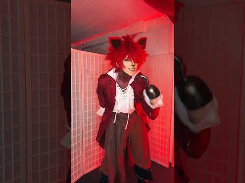 The animatronics do get a bit quirky at night #foxy #fnaf #cosplay