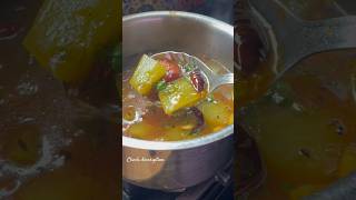 Sorakaya Dappalam / Sorakaya Recipes / Lauki / Bottle gourd pulusu / Traditional Recipes 🌿#shorts