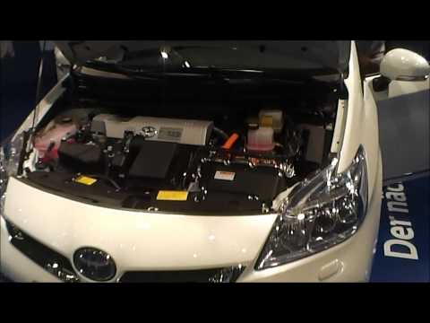 Toyota GT 86 by TRD and Toyota Prius Plug In Hybrid at the Vienna Autoshow 2014 (in HD!)