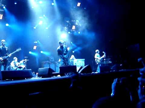 Oasis - Wonderwall (live @ Porto Alegre)