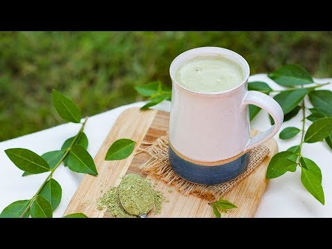 Calming YET Energising - Easy Vegan Matcha from scratch in a blender