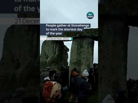 People gather at Stonehenge to mark the shortest day of the year #itvnews #wintersolstice