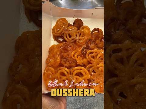 WHAT I ATE ON DUSSHERA?😍 Indian Street Food #shorts #shortsvideo #youtubeshorts