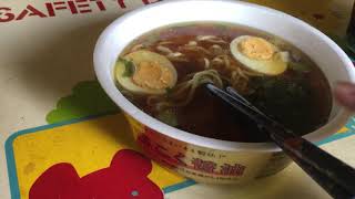 カップラーメン　マルちゃん製麺　こく醤油