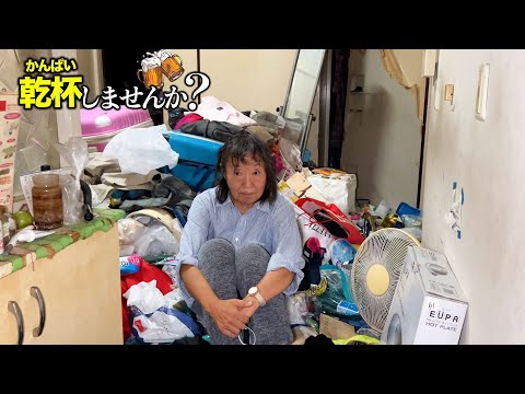 ゴミ屋敷に住む女性と感動の再会。お話を伺いました。