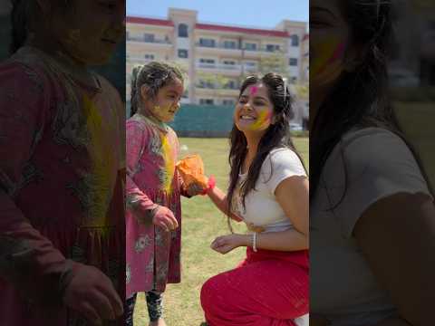 Kaisi rhi apki Holi ♥️ #pragati #holi