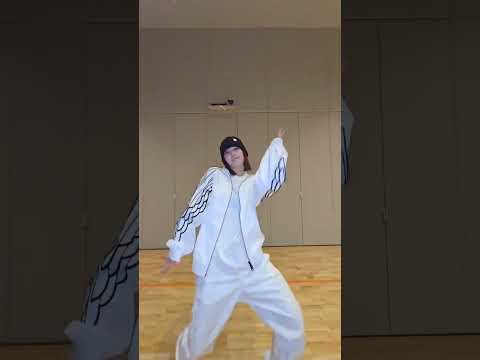 LE SSERAFIM どんなダンスでも上手すぎなチェウォン Chaewon is so good at any dance