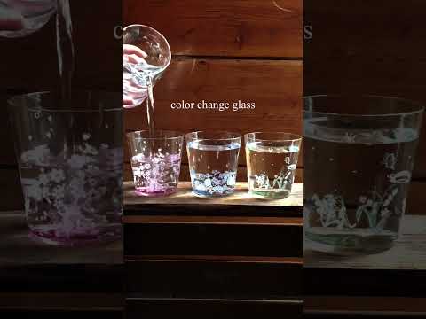 花の色が、冷たくなると変わる。カラーチェンジする不思議なグラス。#creemasprings #colorchanging #glass