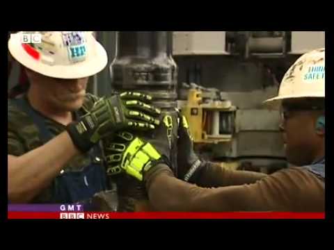 BBC News   Shell to cut spending due to drop in oil prices