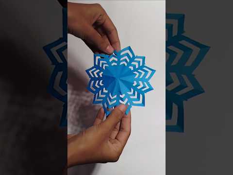 paper Snow Flakes #howtomakesnowflakesoutofpaper #christmascrafts #craftingideas #ytshorts #viral