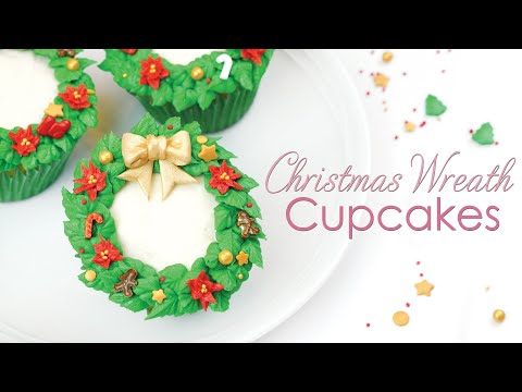 Christmas Wreath Cupcake Tutorial