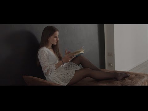 FASHION FILM CINEMATIC VIDEO PORTRAIT :Pantyhose, Stockings, Tights, High Heels, Mini Skirt ( 4K)