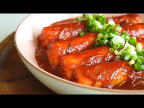 How to Make Tteokbokki | Korean Spicy Rice Cakes 🍡