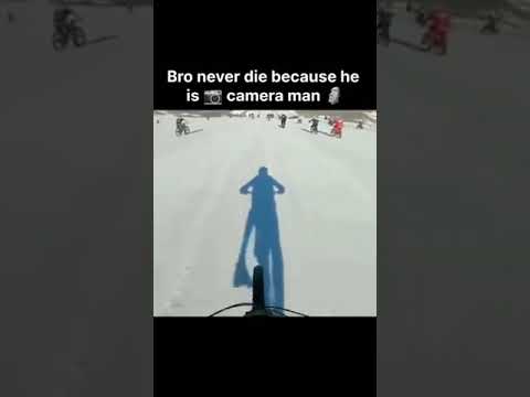 Incredible Skill! Cycling Down a Snowy Road Without Falling