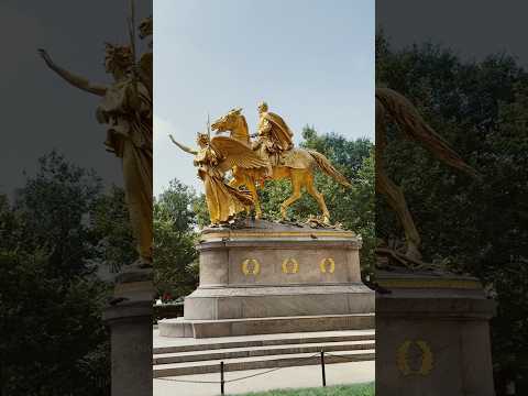 Grand Army Plaza at Central Park’s entrance, NYC, with a gilded statue of Gen. William T. Sherman.