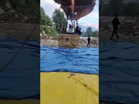 mishy ,tishy and neeti enjoying air balloon in Manali