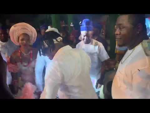 Umu Obiligbo live performance at a wedding