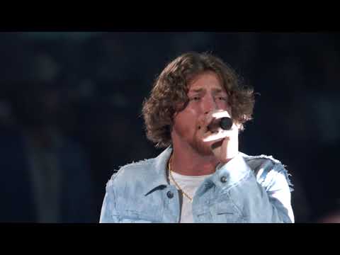 Bailey Zimmerman - Rock and A Hard Place (Live at the 58th ACM Awards)