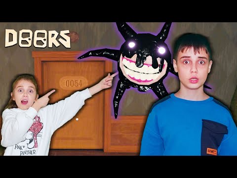 Got Scared by Screech, Hid from Ambush, Real Life Doors - Roblox Doors in Real Life Episode 4