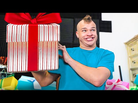 My BIRTHDAY Fan Mail Opening...