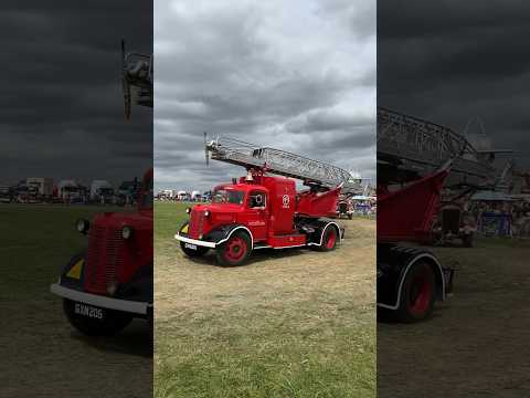 🚨Vintage Emergency Vehicles Parade