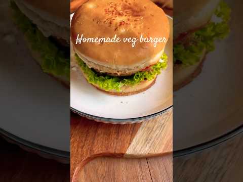 Homemade veg burger! #burger #shorts #recipe #healthyfood #cooking #veg #foodie #youtube