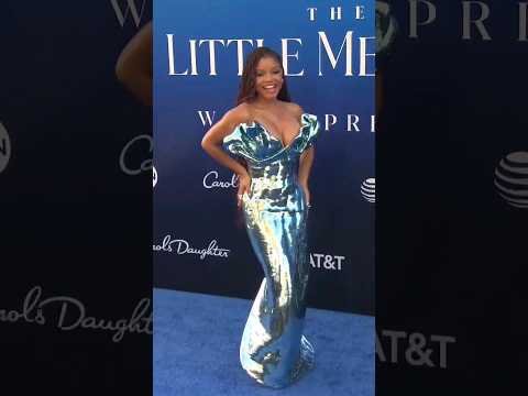 Halle Bailey - "The Little Mermaid" World Premiere! How do you like the outfit? 🤔💙 #hallebailey