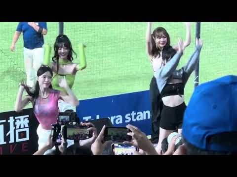 樂天女孩中場表演